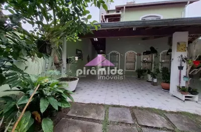 Casa com 3 dormitórios à venda, 210 m² por r$ 890.000,00 - jardim primavera - caraguatatuba/sp