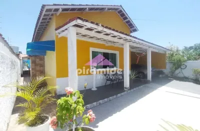 Casa com 3 dormitórios à venda, 230 m² por r$ 890.000,00 - praia das palmeiras - caraguatatuba/sp