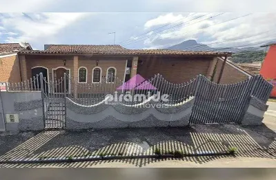 Casa com 4 quartos à venda no Centro, Caraguatatuba 