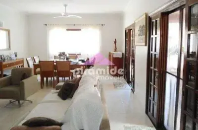 Casa com 3 dormitórios à venda, 250 m² por r$ 1.800.000,00 - centro - ubatuba/sp