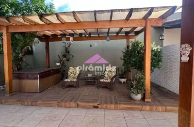 Casa à venda, 235 m² por R$ 2.240.000,00 - Jardim Esplanada - São José dos Campos/SP