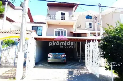 Casa tipo sobrado de 165 m2 à venda, Portal da Serra - Urbanova, São José dos Campos, SP