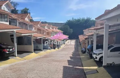 Casa no Jardim Califórnia no Condomínio Parque das Árvores em Jacareí