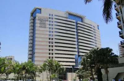 Executive office tower - sala com garagem e 2 banheiros - andar alto