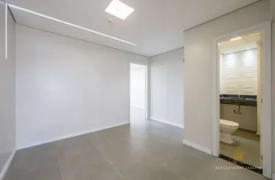 Conjunto nacional: linda sala reformada, porcelanato, ar cond, janelas antirruído