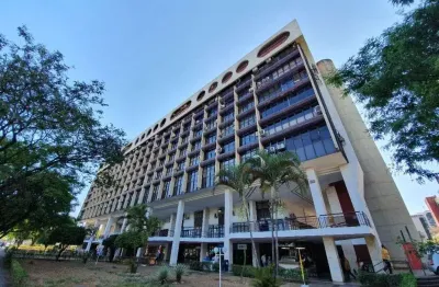 Assis chateaubriand srtvs - sala reformada c/ ar cond. e garagem