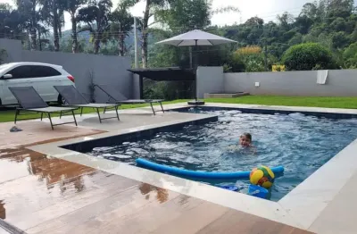 Casa para venda em atibaia, pinheirinho, 3 dormitórios, 1 suíte, 2 banheiros, 3 vagas