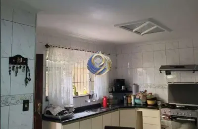 Casa com 3 quartos à venda no Jardim Aclimação, Santo André 