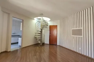 Cobertura a venda condomínio pitangueiras 2 com 2 dormitórios