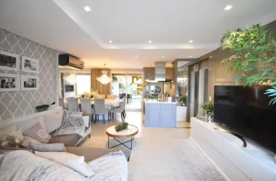Casa com 3 quartos à venda na francisco chiarello, 92, nossa senhora da saúde, caxias do sul por r$ 1.600.000