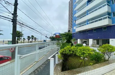 Apartamento em prédio frente ao mar de 1 quarto, maracanã