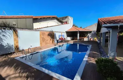 Casa com 4 quartos à venda na Rua Oreste Borloni, 477, Jardim Imperador, Praia Grande