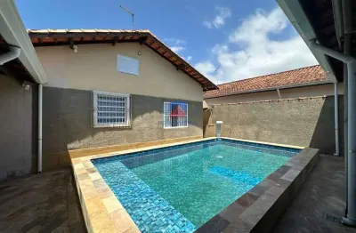 Casa isolada|espaço gourmet integrado a piscina|r$ 600.000,00