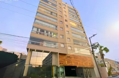 Apartamento giardino com 3 dormitórios sendo 1 suíte e 2 vagas no centro de balneário piçarras-sc