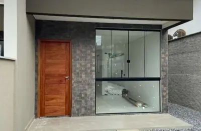 Casa térrea com 3 dormitórios sendo 1 suíte no bairro floresta em joinville-sc