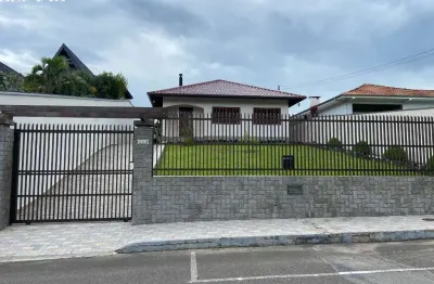 Casa com 3 dormitórios sendo 1 suíte 187,94m² e terreno com 805m² em são bento do sul-sc