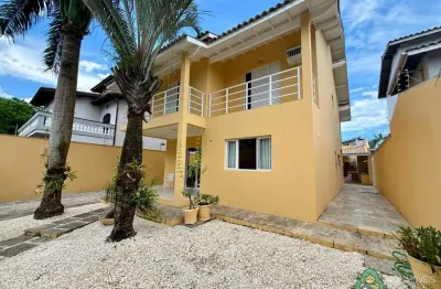 Casa com 4 quartos à venda no Jardim Primavera, Caraguatatuba 