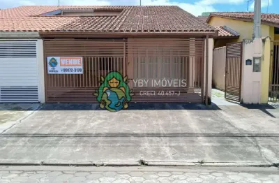 Casa à venda no jardim aruan, localização privilegiada e próxima à praia.