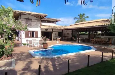 Casa 4 suítes, para viver o melhor da praia do forte !