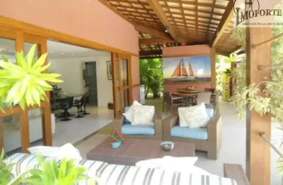 Casa 4 suítes, condomínio com infra completa bem pertinho da praia.