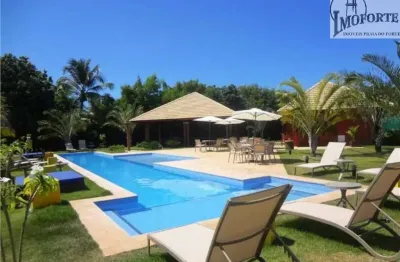 Duplex com duas suítes, infraestrutura de lazer e ótima localização.