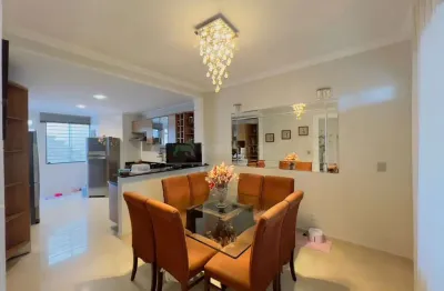 Oportunidade no dom pedro: casa duplex ampla e versátil para moradia ou empresa