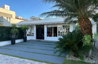 Casa com 4 quartos à venda na Rua das Tainhas, Jurerê Internacional, Florianópolis