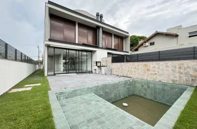 Casa com 3 quartos à venda na Rua Professor Renato Barbosa, 371, Jurerê, Florianópolis
