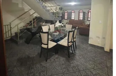 Casa com 6 quartos à venda na Setor Residencial Bl 2045, 16, Centro, Núcleo Bandeirante