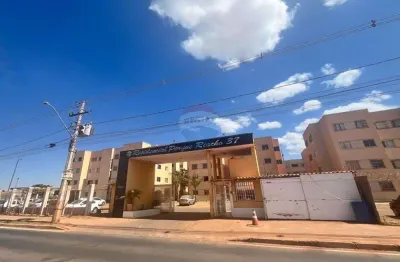 Apartamento de 2 quartos a venda no condomínio 37, com vaga de garagem no riacho fundo 2