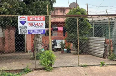 Casa à venda na qnl 01  conjunto a oportunidade única!