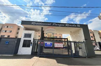 Apartamento de 2 quartos a venda no condomínio 16, com vaga de garagem no riacho fundo 2