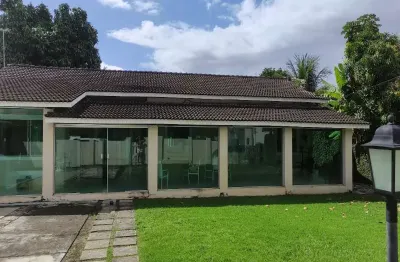 Casa em condomínio fechado com 4 quartos à venda na rua mário fontes, estrada do coco, lauro de freitas, 380 m2 por r$ 1.300.000