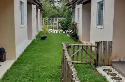 Casa em condomínio fechado com 2 quartos à venda na rua doutor hélio brito, ipitanga, lauro de freitas, 61 m2 por r$ 270.000