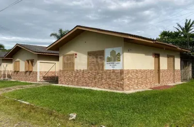 Casa com 3 quartos à venda na avenida brasil, 350, areias brancas, arroio do sal, 55 m2 por r$ 240.000