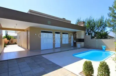 Casa com 3 quartos à venda na av. medeiros de quadros, 85, balneário são jorge, arroio do sal, 148 m2 por r$ 995.000