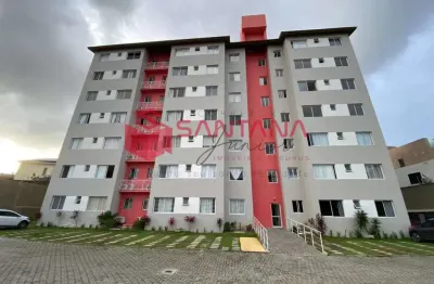Apartamento 2/4 com planejados e ótima localização em buraquinho - *166772