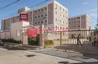 Apartamento com 2/4 sendo uma suíte em abrantes - *111055