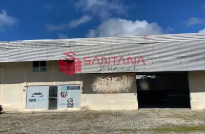 Galpão com amplo estacionamento em vilas do atlântico - *85909