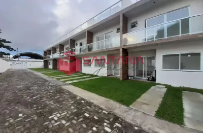 Casa com 3 quartos para alugar na Rua Itajú do Colônia, Pitangueiras, Lauro de Freitas