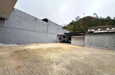 Loja para alugar, 748 m² por r$ 12.110,00/mês - várzea - teresópolis/rj