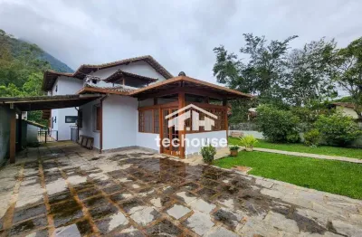 Desfrute do melhor do comary: luxuosa casa com 4 quartos em condomínio exclusivo à venda em teresópolis!