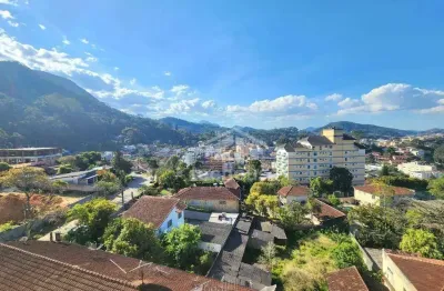 Seu novo lar no alto: locação com preço imperdível!