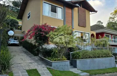 Casa de alto padrão em quebra-frascos com 4 suítes: versatilidade, luxo e lazer exclusivo.