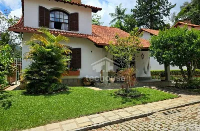 Casa em condomínio no centro de teresópolis: 3 quartos, lazer completo e localização privilegiada!