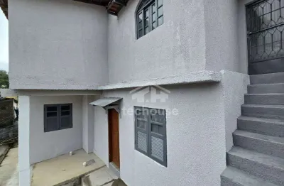 Casa com 2 dormitórios para alugar, 67 m² por R$ 1.337,81/mês - Tijuca - Teresópolis/RJ