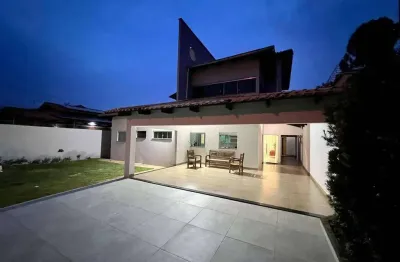Casa alto padrão 4/4 com 2 suítes, 370 m² na 105 norte (arno 12) - próxima ao capim dourado shopping - palmas/to