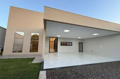 Casa alto padrão com 3 suítes plenas - 227 m² - 405 sul (arso 42) - próxima à  antiga pista do aeroporto - palmas/to