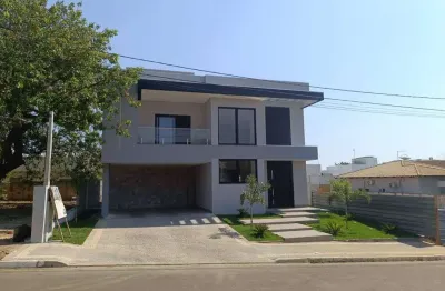 Sobrado alto padrão com 4 suítes - 322 m² - 1605 sul - condomínio mirante do lago - próxima a ulbra - palmas/to