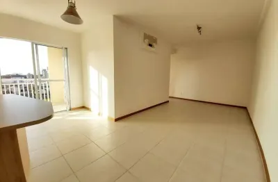 Fiji - apartamento com 02 dormitórios e vista pro mar - b. piçarras